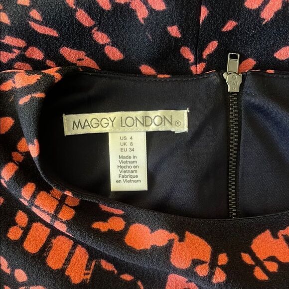 Maggy London Black/Pink Sheath Dress Long Sleeve Crew Neck zip back slit back 4 - Picture 4 of 6
